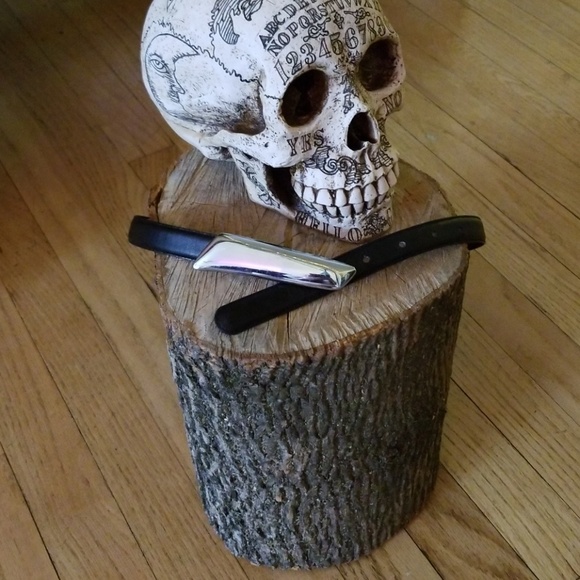 VINTAGE BLACK LEATHER SILVER GOTH  PUNK RETRO BELT - Picture 1 of 5